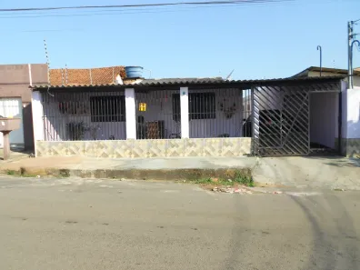 Casa com 3 Quartos à venda, 120m² no Nova Floresta, Porto Velho