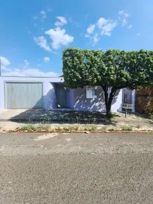 Casa com 5 Quartos para alugar, 150m² no Monte Castelo, Campo Grande