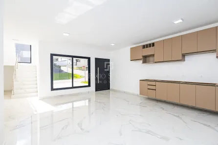 Casa de Condomínio com 3 Quartos para alugar, 181m² no Bairro Alto, Curitiba