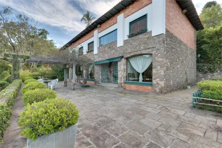 Casa com 4 Quartos à venda, 560m² no Guarapiranga, São Paulo