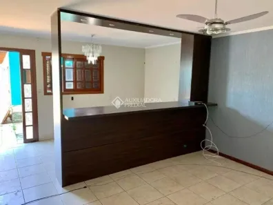 Casa com 3 Quartos para alugar, 192m² no Santa Rosa de Lima, Porto Alegre