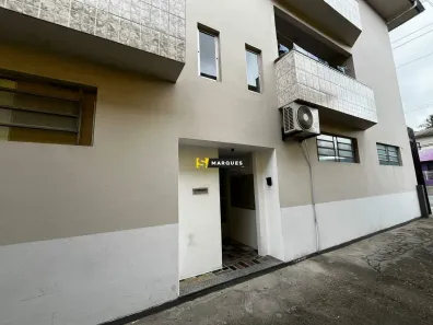 Apartamento com 2 Quartos para alugar, 78m² no Iririú, Joinville