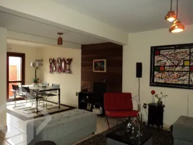 Sobrado com 4 Quartos à venda, 179m² no Nonoai, Porto Alegre