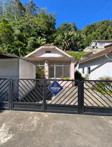 Casa com 4 Quartos à venda, 138m² no Castelanea, Petrópolis