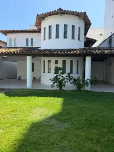 Casa com 5 Quartos à venda, 450m² no São Domingos, Ilhéus
