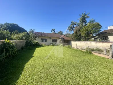 Casa com 3 Quartos à venda, 253m² no Velha, Blumenau