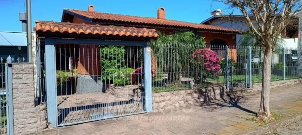 Casa com 3 Quartos à venda, 142m² no Petrópolis, Caxias do Sul