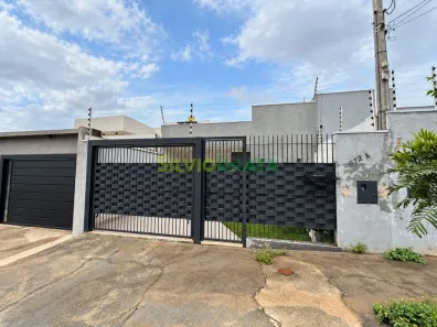 Casa com 2 Quartos à venda, 77m² no Jardim São Paulo II, Sarandi