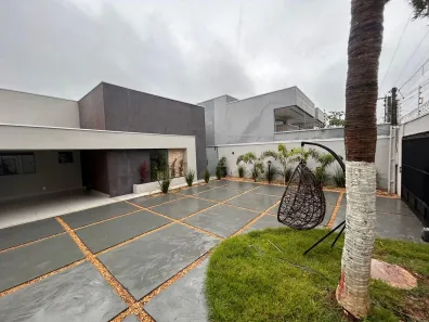 Casa com 3 Quartos à venda, 240m² no Plano Diretor Sul, Palmas