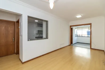 Apartamento com 2 Quartos para alugar, 76m² no Tristeza, Porto Alegre