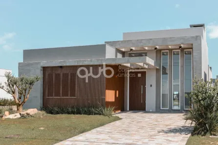 Casa com 4 Quartos à venda, 197m² no XANGRI-LÁ, Xangri-lá