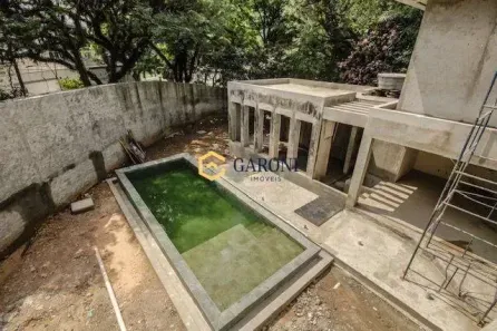 Casa com 5 Quartos à venda, 700m² no Bosque da Saúde, São Paulo