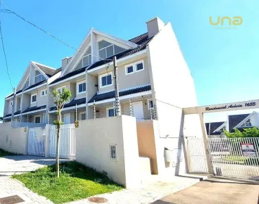 Sobrado com 3 Quartos à venda, 195m² no Uberaba, Curitiba