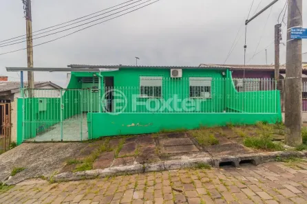 Casa com 2 Quartos à venda, 180m² no Vila Nova, Porto Alegre