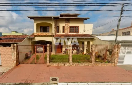 Casa com 4 Quartos para alugar, 245m² no São Judas, Itajaí