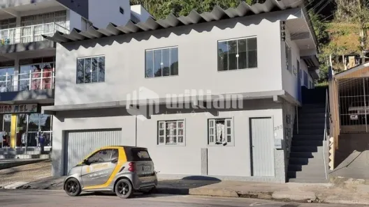Casa com 7 Quartos à venda, 185m² no Azambuja, Brusque