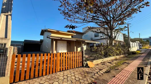 Casa com 2 Quartos para alugar, 100m² no Ambrósio, Garopaba