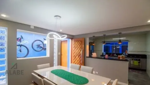 Casa com 3 Quartos à venda, 240m² no Parque Colonial, São Paulo