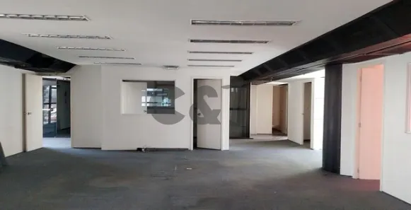 Sala Comercial para alugar, 50m² no Itaim Bibi, São Paulo