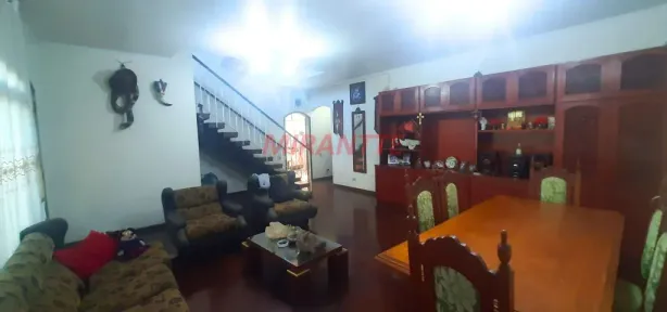 Sobrado com 5 Quartos à venda, 226m² no Jardim Shangrilá (Zona Norte), São Paulo