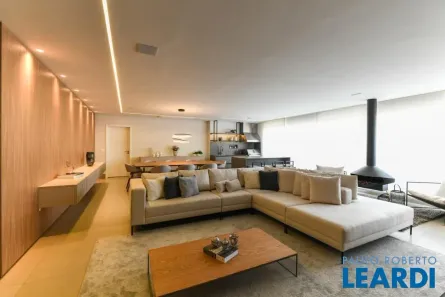 Apartamento com 3 Quartos à venda, 464m² no Green Valley Alphaville, Barueri