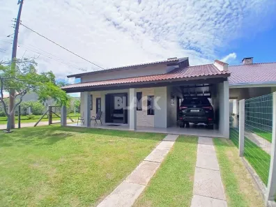 Casa com 3 Quartos à venda, 125m² no Torres, Torres