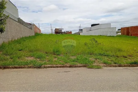 Lote/Terreno à venda, 250m² no Jardim São Lucas II, Salto de Pirapora