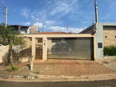 Casa com 3 Quartos à venda, 178m² no Coliseu, Londrina