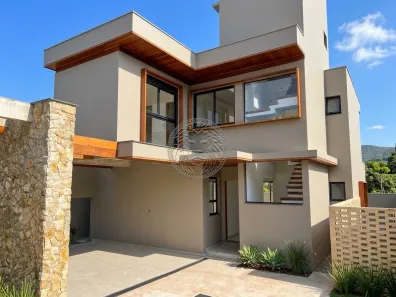 Casa de Condomínio com 4 Quartos à venda, 328m² no Rio Tavares, Florianópolis