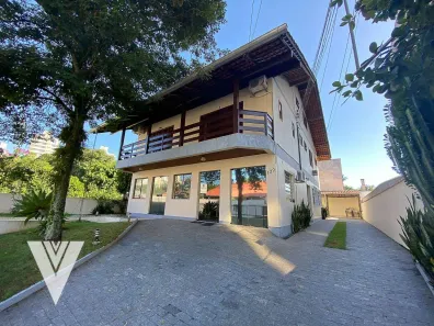Casa com 3 Quartos à venda, 203m² no Garcia, Blumenau