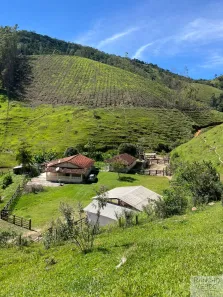 Fazenda/Sítio com 4 Quartos à venda, 21m² no , Natividade da Serra