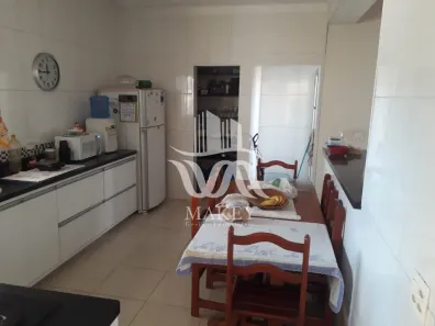 Casa com 3 Quartos à venda, 303m² no Vila Maria Eugênia, Campinas