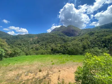 Lote/Terreno à venda, 759m² no Itaipava, Petrópolis