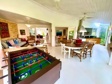 Casa de Condomínio com 4 Quartos à venda, 180m² no Baleia, São Sebastião