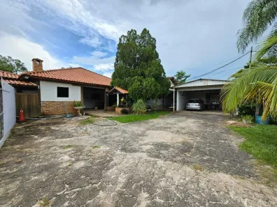 Casa com 4 Quartos para alugar, 400m² no São Jorge, Piracicaba