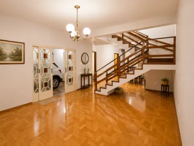 Casa com 6 Quartos à venda, 255m² no Fabrício, Uberaba