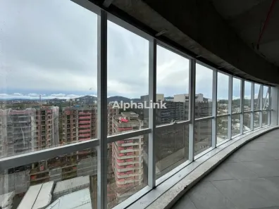 Sala Comercial para alugar, 448m² no Green Valley Alphaville, Barueri