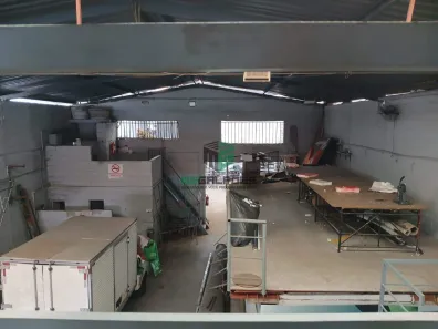 Galpão/Depósito/Armazém para alugar, 448m² no Jardim Laguna, Contagem