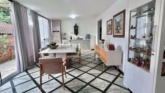 Casa de Condomínio com 4 Quartos à venda, 184m² no Agronômica, Florianópolis