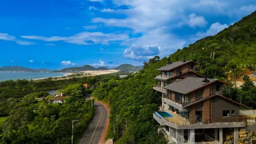 Casa de Condomínio com 3 Quartos à venda, 265m² no Praia do Siríu, Garopaba