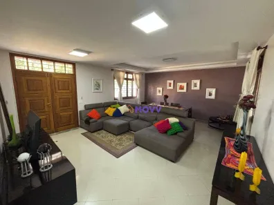 Casa com 3 Quartos à venda, 353m² no Camboinhas, Niterói