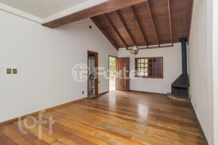 Casa com 3 Quartos à venda, 300m² no Nonoai, Porto Alegre