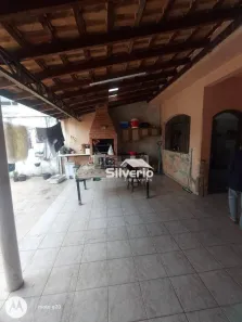 Sobrado com 3 Quartos à venda, 220m² no Loteamento Villa Branca, Jacareí