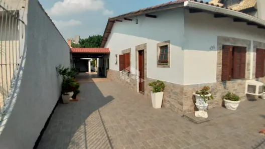 Casa com 3 Quartos à venda, 160m² no Camaquã, Porto Alegre