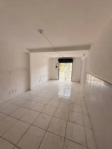 Ponto Comercial para alugar, 40m² no Quintino Cunha, Fortaleza