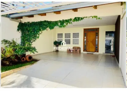 Sobrado com 3 Quartos à venda, 228m² no Jardim América, Goiânia