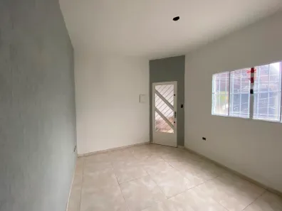 Casa com 3 Quartos para alugar, 150m² no Campos Elíseos, Taubaté