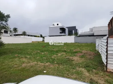 Lote/Terreno à venda, 448m² no Nova Uberlândia, Uberlândia