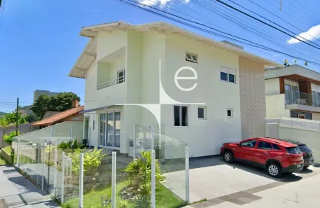 Apartamento com 2 Quartos para alugar, 65m² no Itacorubi, Florianópolis
