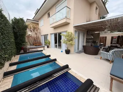 Casa de Condomínio com 5 Quartos para alugar, 200m² no Bairro de Juquehy, São Sebastião